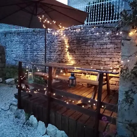 Le Gite Du Lapin Bleu Baigneux-les-Juifs Exterior photo